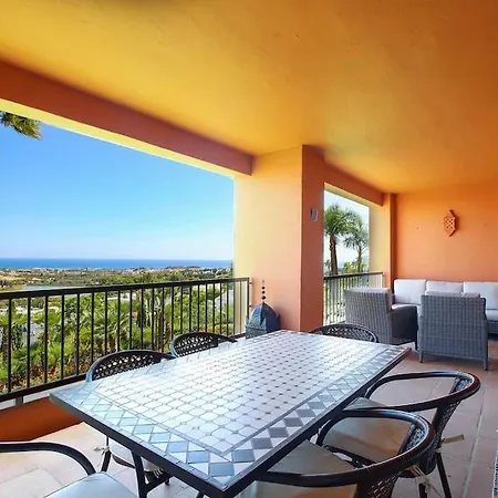 Apartment Royal Flamengos Estepona
