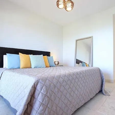 Апартаменты Royal Flamengos *