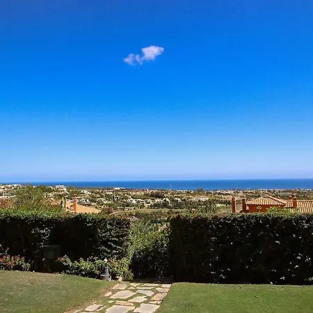 Apartman Royal Flamengos *